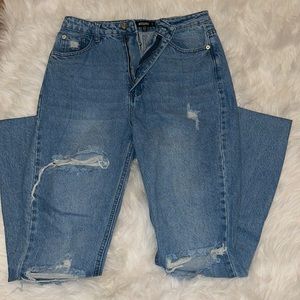 Missguided Distressed straight jeans!